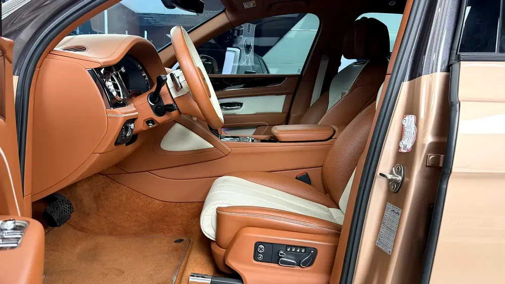 Bentley Bentayga S - 2022 - Fully Loaded - Image 13