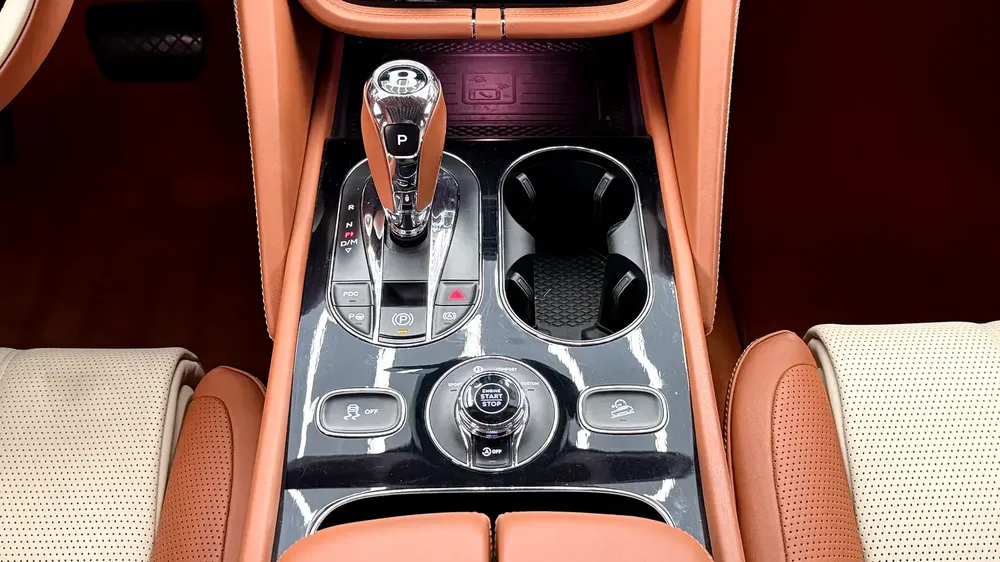 Bentley Bentayga S - 2022 - Fully Loaded - Image 7