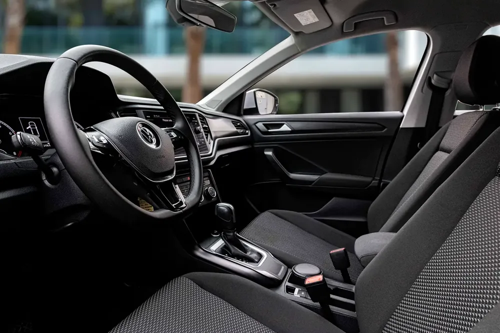 1,273 P.M | T-Roc Life | 0% Downpayment | IMMACULATE! - Image 9
