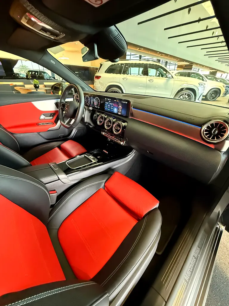 Ramadan Special: 2,222/- PM | Mercedes-Benz A-Class H/B AMG - GCC Specification - 5 Years Warranty - Image 8