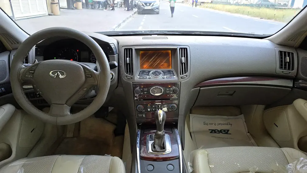 Infiniti G25 2012 GCC Specs - Well Maintained - Image 6