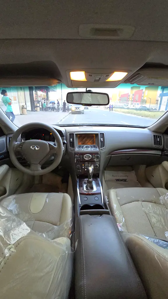 Infiniti G25 2012 GCC Specs - Well Maintained - Image 8