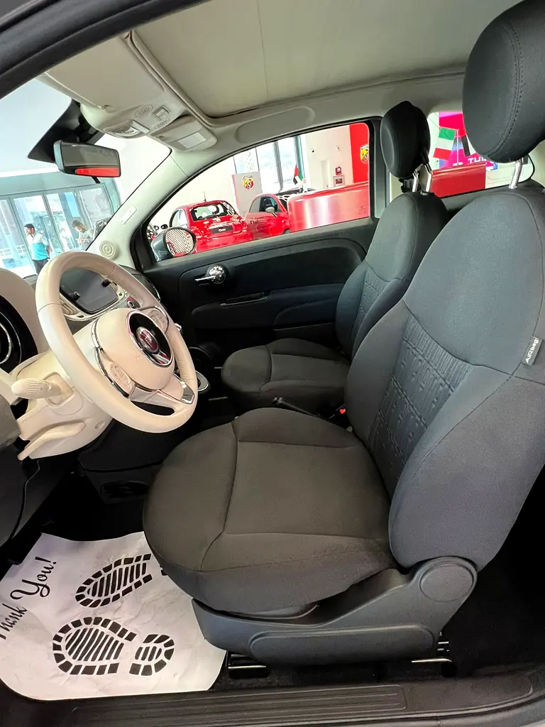 Fiat 500 Dolce Vita Cabrio Hatchback 1.4L - Image 10