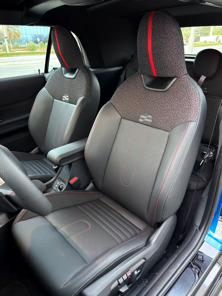 Mini Cooper S JCW Kit - GCC Specs - 3 Years Warranty - 3 Years Free Service. Free insurance & ti - Image 16