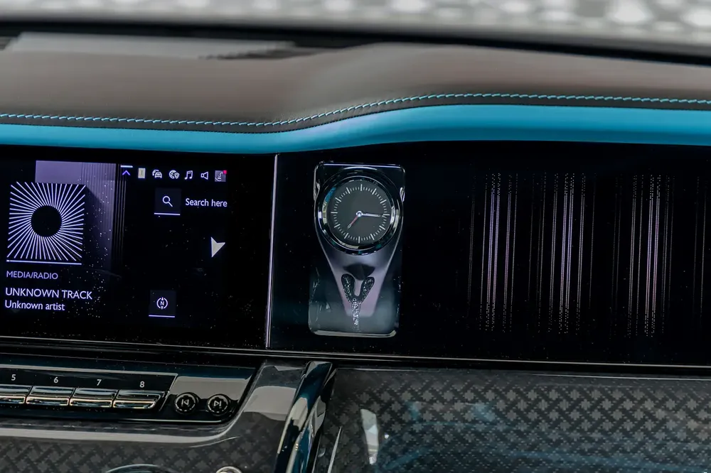 ROLLS ROYCE CULLINAN | BLACK BADGE | BESPOKE PREMIUM AUDIO  | DUALITY SEATS | European Specs | 2026 - Image 16