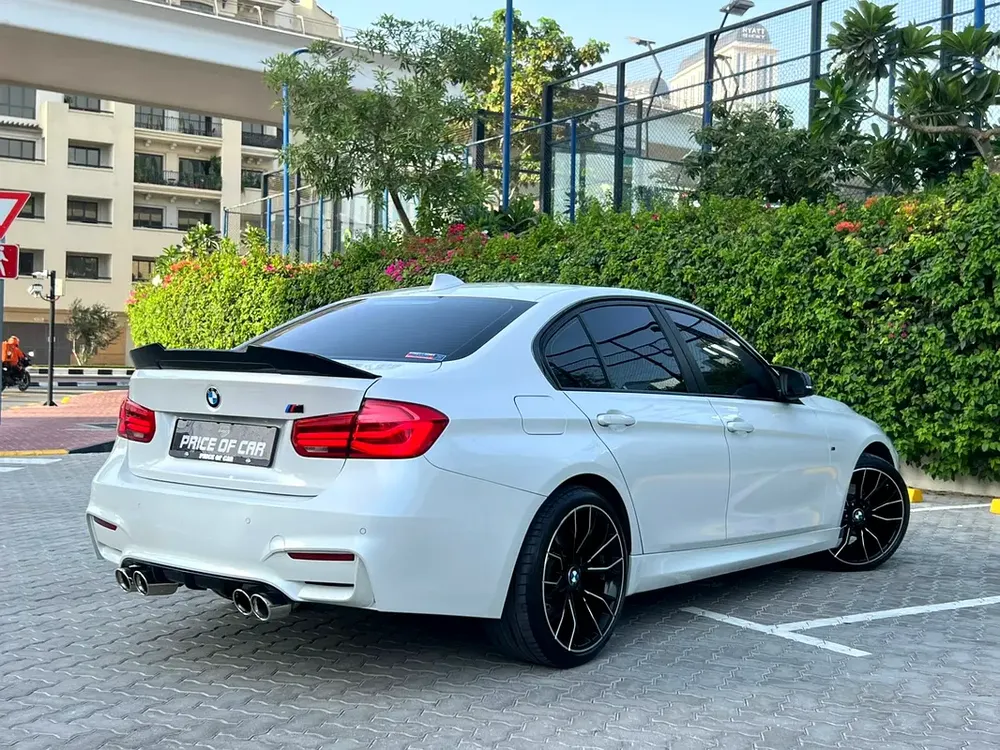 🔥AED 914 EMI • 2017 BMW 320i Modern-Line GCC Specs • 2.0L 4CYL • Immaculate Condition!🔥 - Image 6