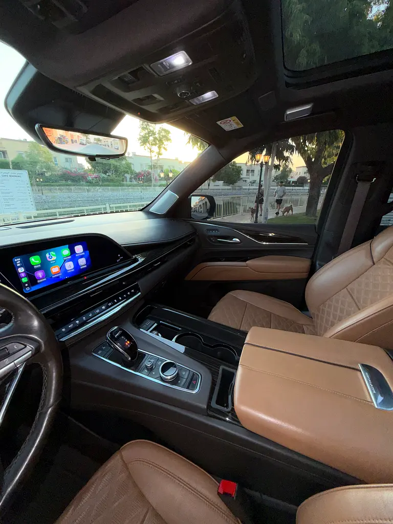 2022 Cadillac Escalade Sport Platinum | GCC Specs | Low Mileage - Image 10