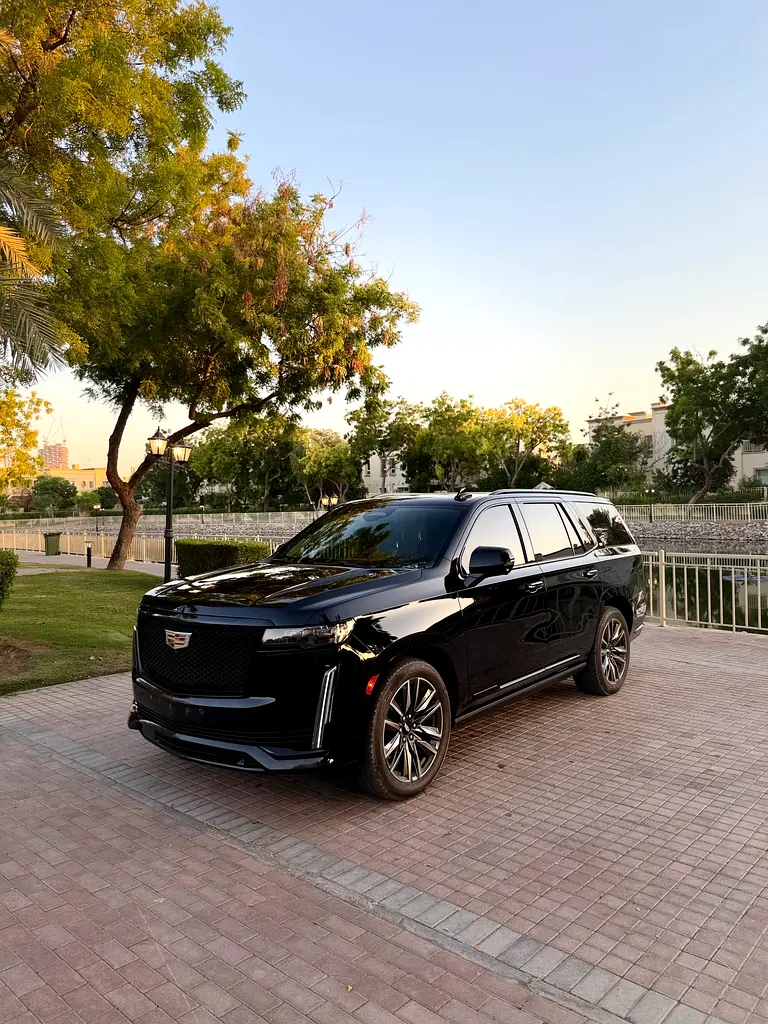 2022 Cadillac Escalade Sport Platinum | GCC Specs | Low Mileage - Image 16