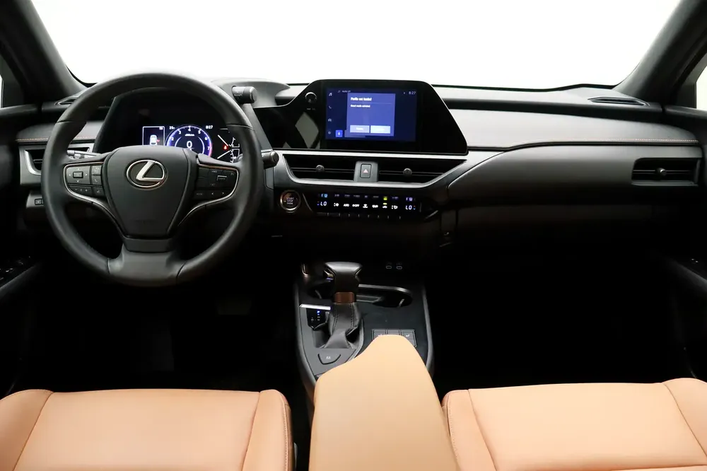 **Special offer** 2023 UX SUV P 2.0L CVT Premier - Image 11