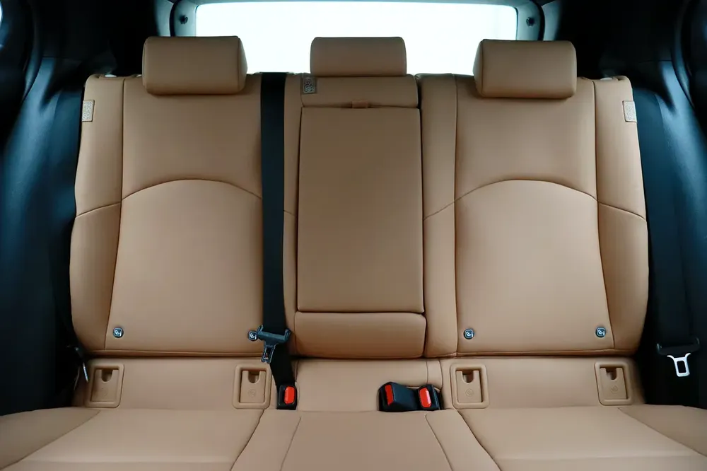 **Special offer** 2023 UX SUV P 2.0L CVT Premier - Image 16