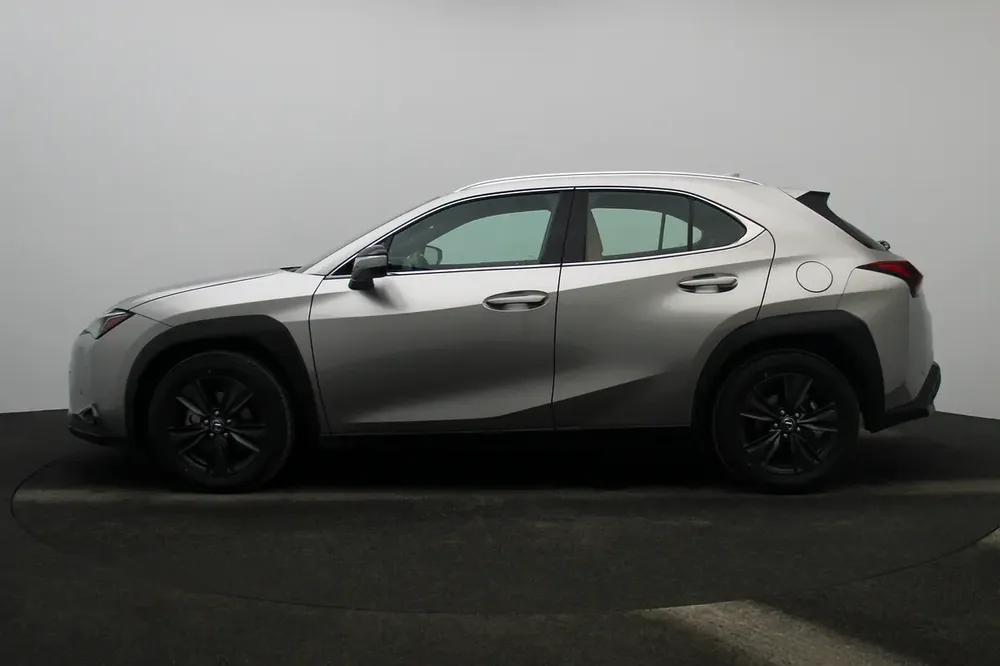 **Special offer** 2023 UX SUV P 2.0L CVT Premier - Image 6