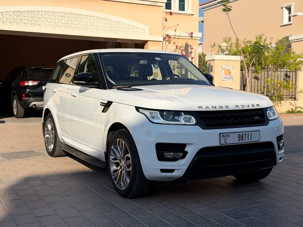 Range Rover Sport Dynamic V6 White 2015 In Excellent Condition - Image 10
