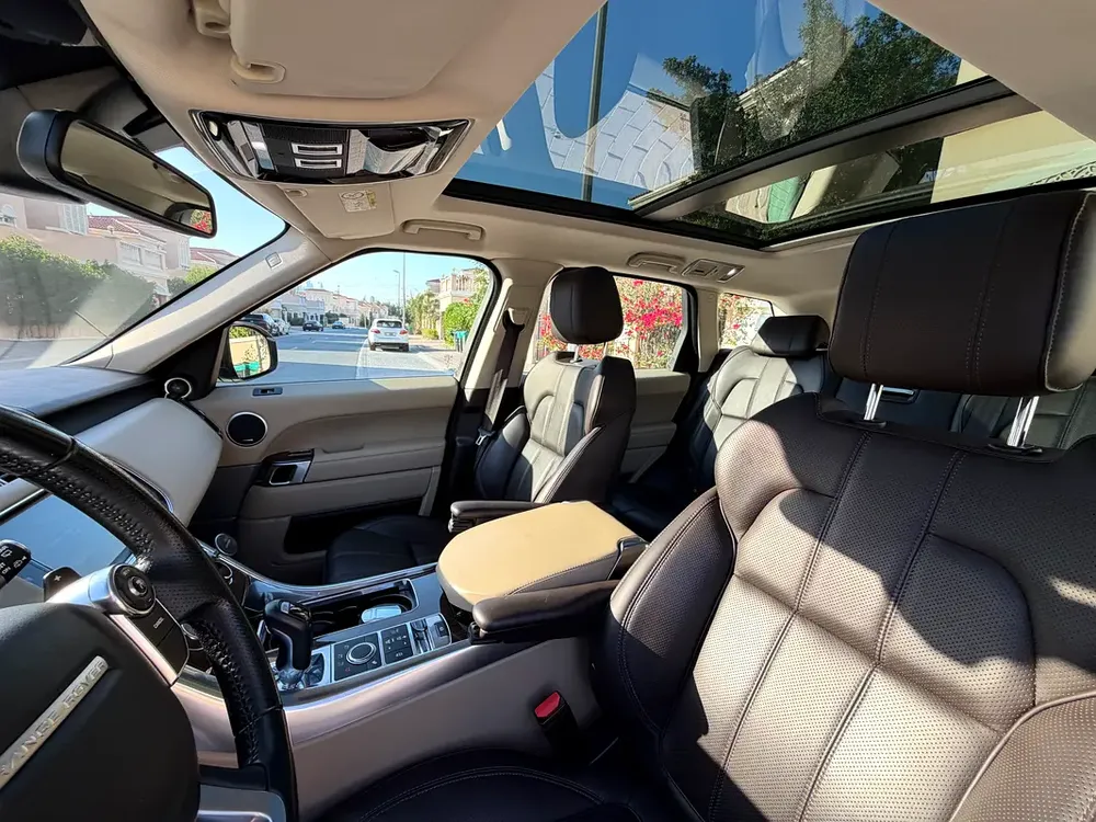 Range Rover Sport Dynamic V6 White 2015 In Excellent Condition - Image 13