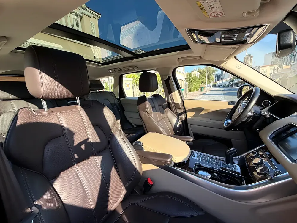 Range Rover Sport Dynamic V6 White 2015 In Excellent Condition - Image 19