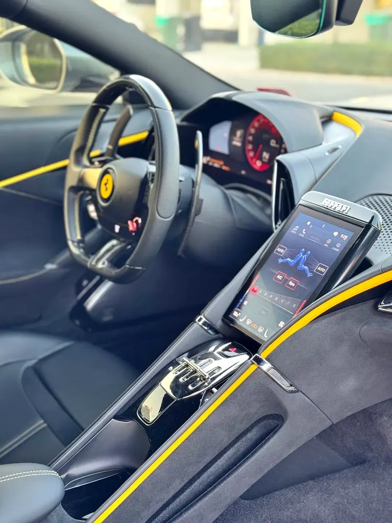 Agency warranty and service contract//Ferrari Roma 2022 GCC Specs - Image 10