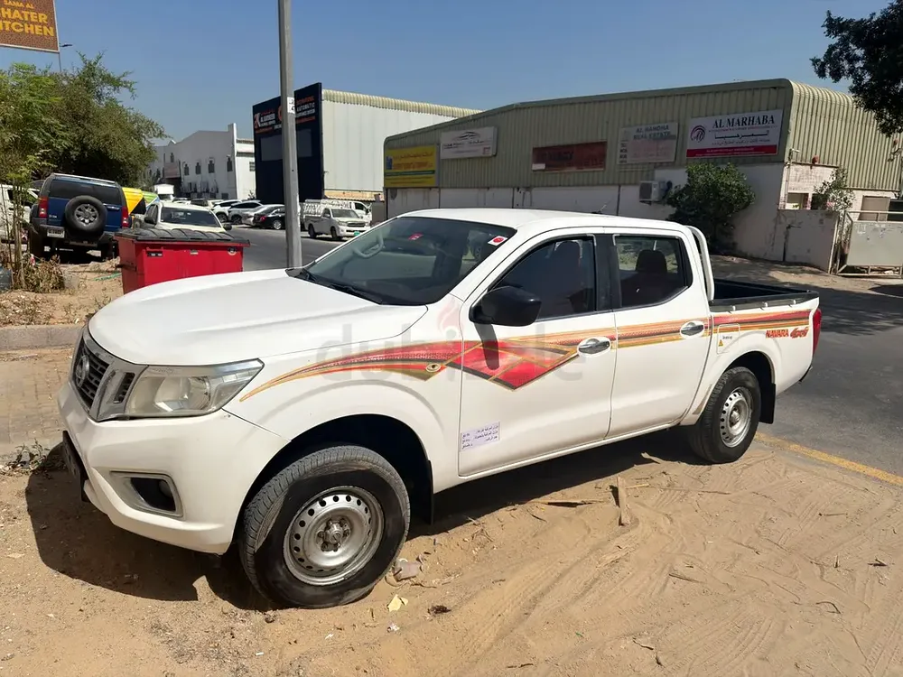 Nissan Navara 2019 GCC Specs - Well Maintained - Image 10