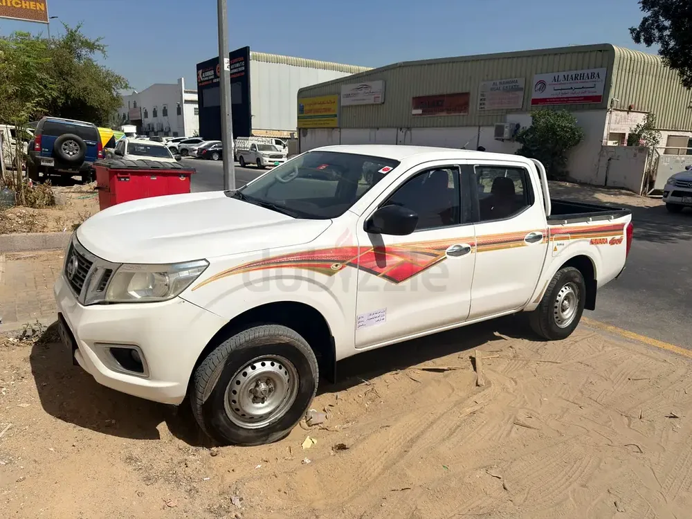 Nissan Navara 2019 GCC Specs - Well Maintained - Image 9