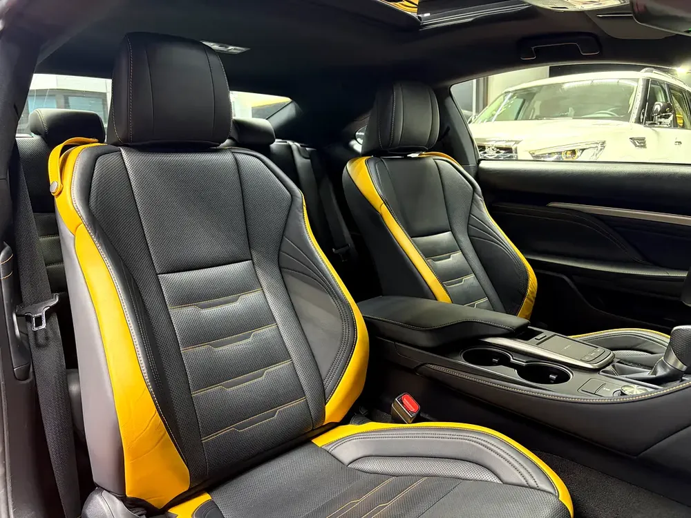 2020. RC350. Gcc spec. Only 35000km - Image 11