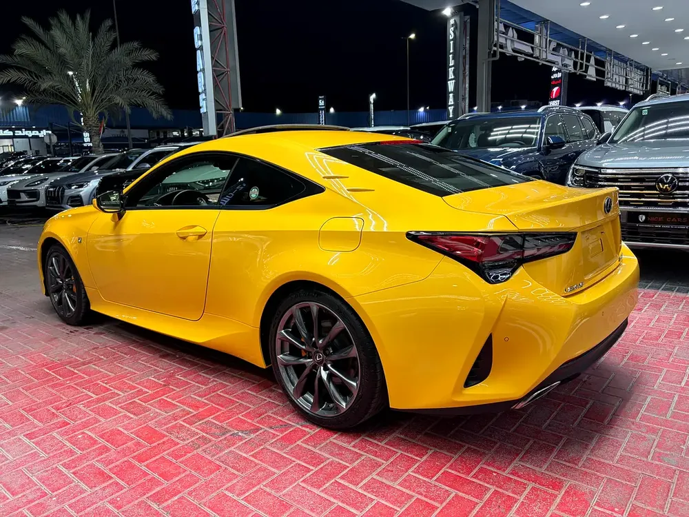 2020. RC350. Gcc spec. Only 35000km - Image 6
