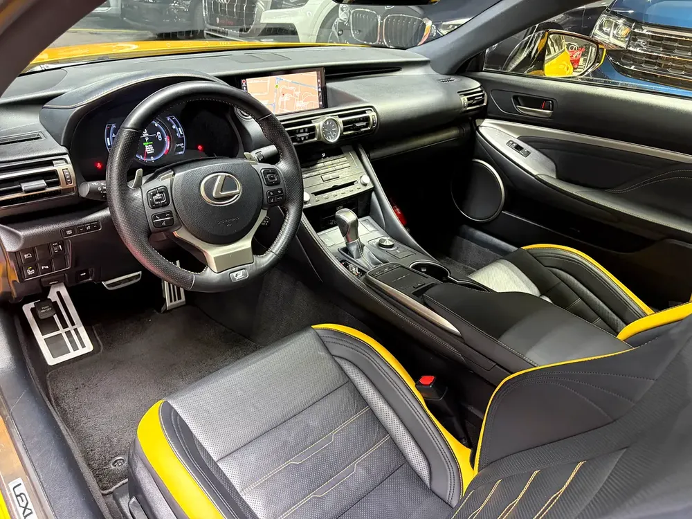 2020. RC350. Gcc spec. Only 35000km - Image 8