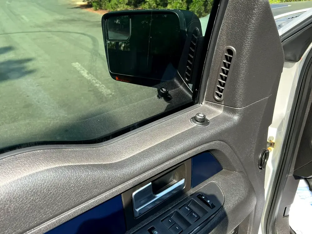 Ford Raptor 2013 - GCC Specs - Image 8