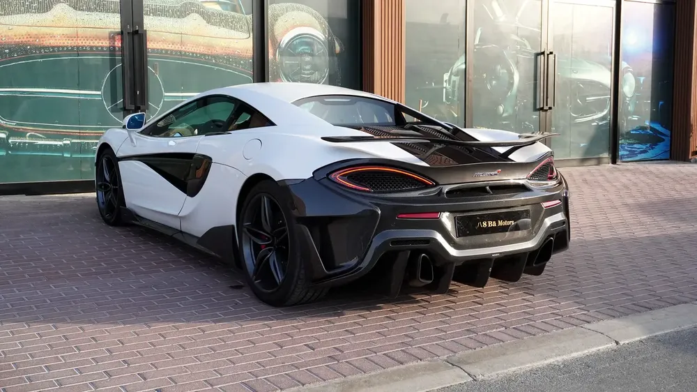 2016 Mclaren 570S | GCC Specs | Excellent Condition - Image 6