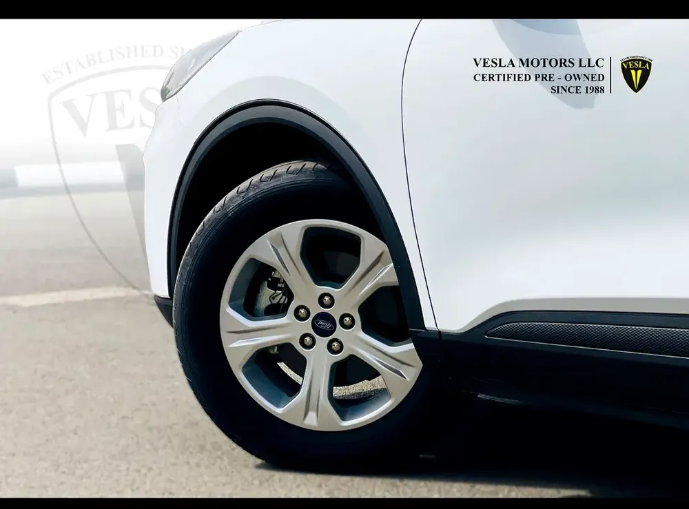 UNLIMITED MILEAGE WARRANTY / NAVIGATION + CAMERA + KEYLESS START + SENSORA / IN HOUSE FINANCE - Image 6