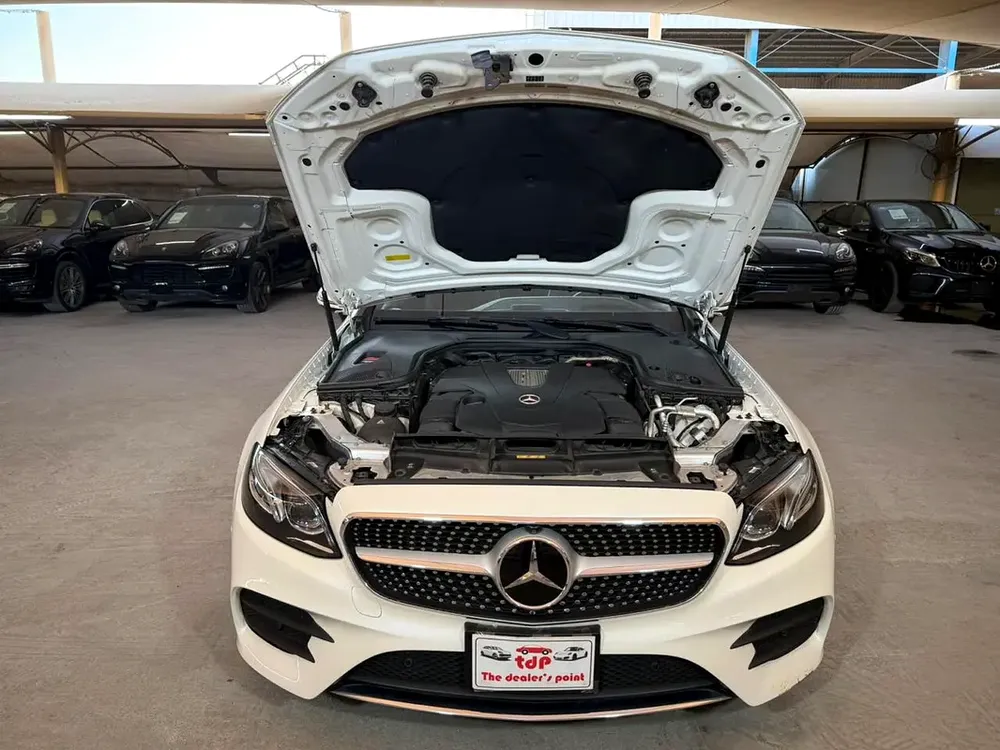 MERCEDES E CLASS E400 2018 3.0L | FULL SERVICE HISTORY | BURMESTER SOUND SYSTEM | 4 BUTTONS - Image 9