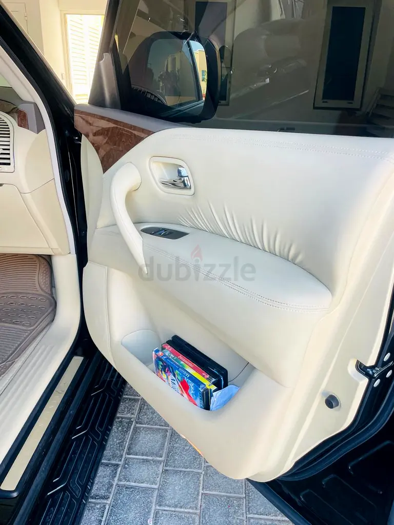 2016 Infiniti QX80 Luxury GCC Specs | 102,000 KM | Excellent Condition - Image 8