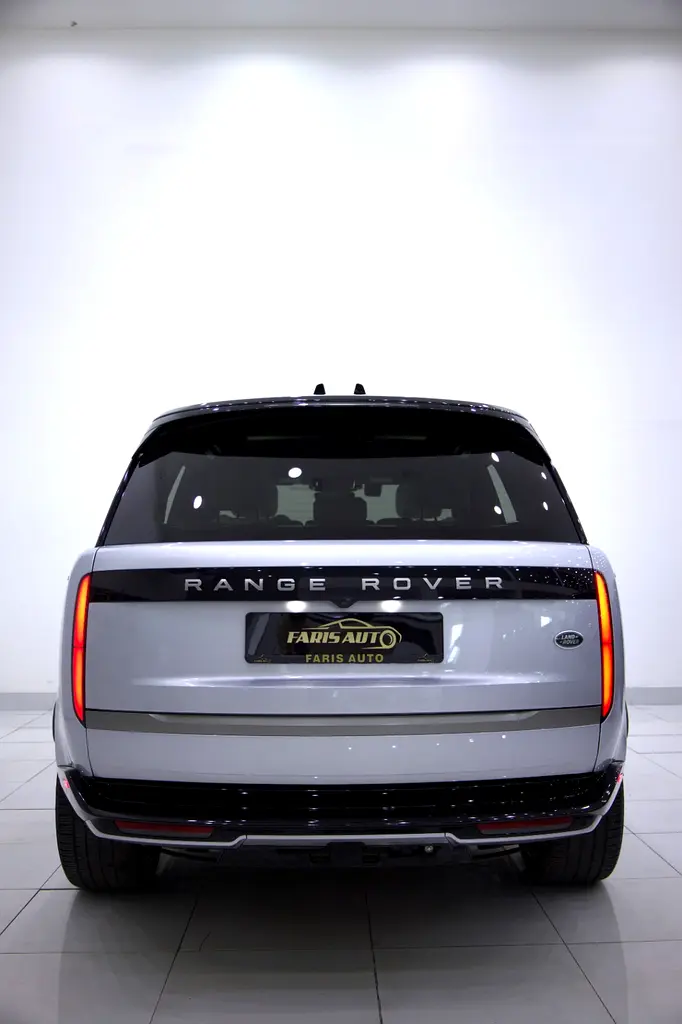 Land Rover Range Rover HSE P530 2023 - Image 4
