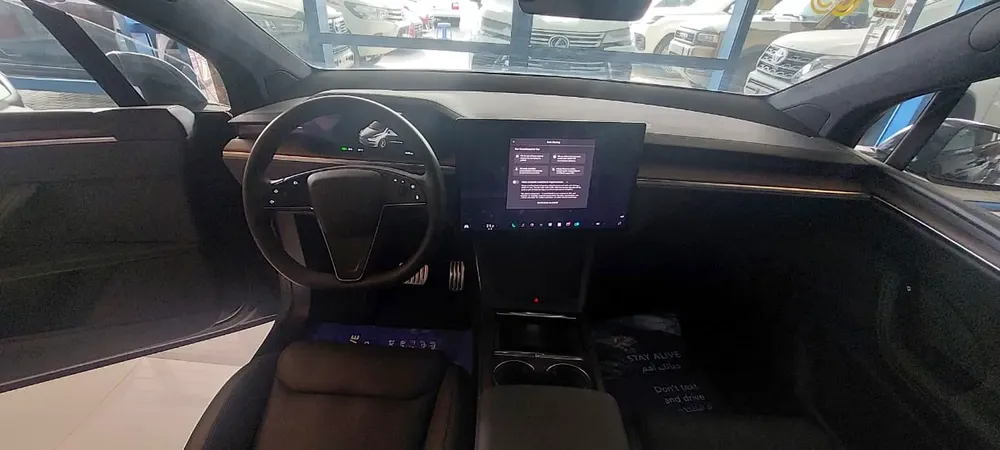 Tesla Model X, 2024MY - Image 15