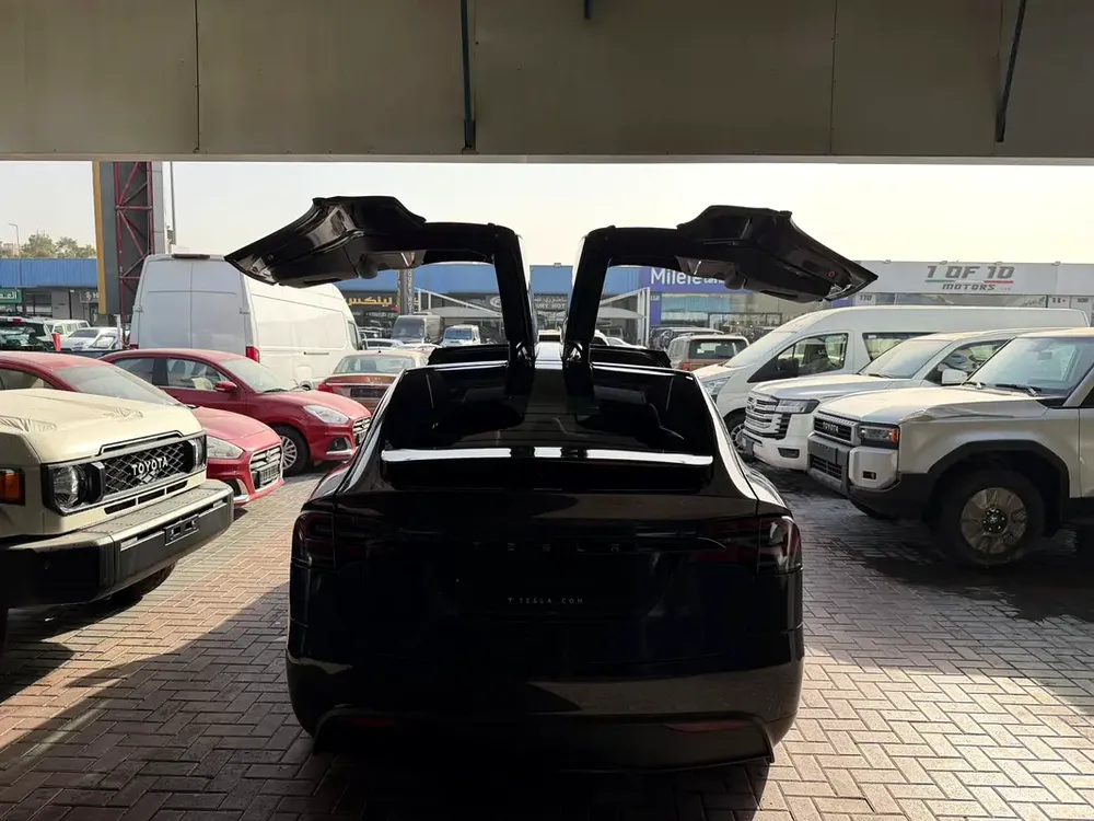 Tesla Model X, 2024MY - Image 16