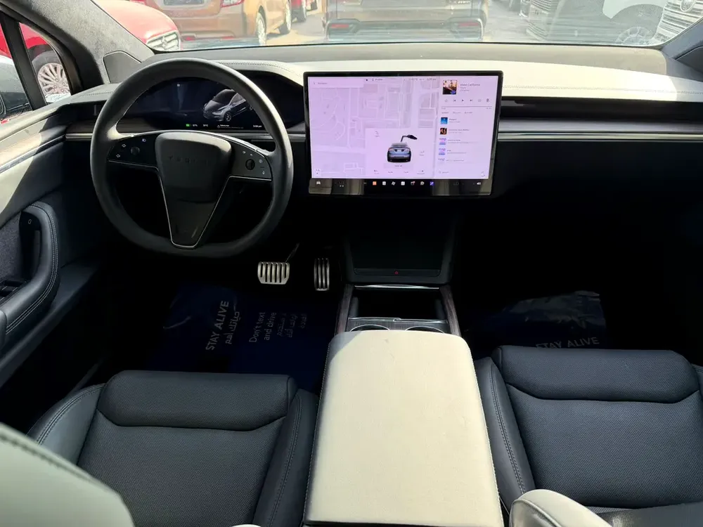 Tesla Model X, 2024MY - Image 17