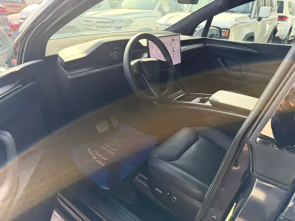 Tesla Model X, 2024MY - Image 19