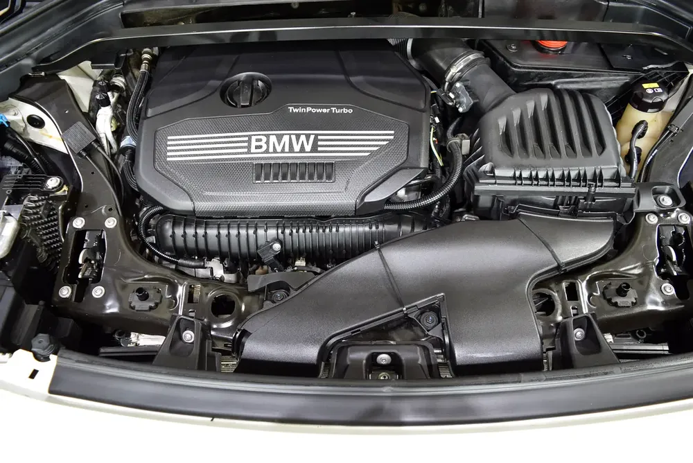 M - Sport . GCC Specs. Single Owner . Well Maintained - Image 15