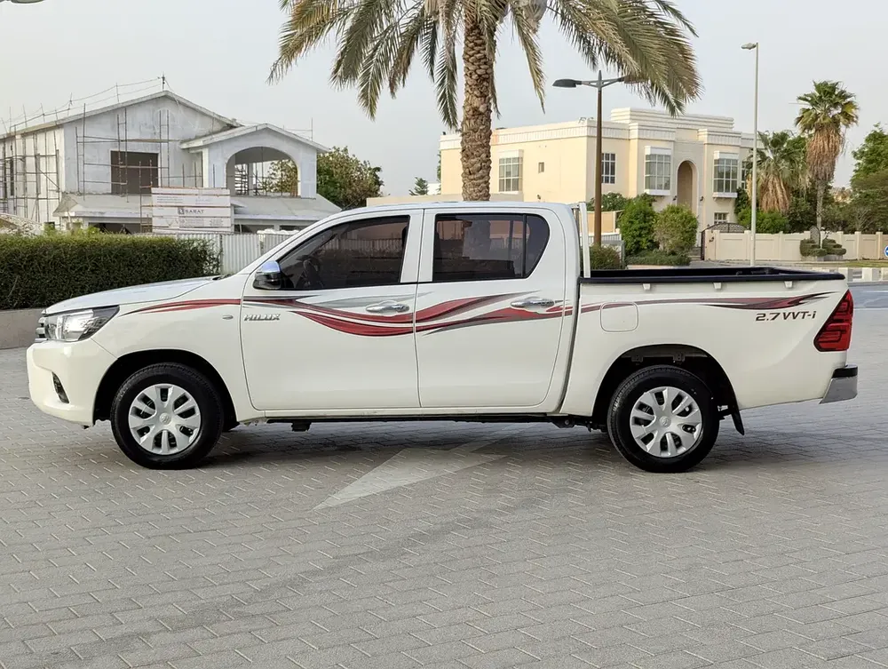 Toyota Hilux Double Cab 4X2 GCC Premium Condition Clean Inside Out With Low KM - Image 16
