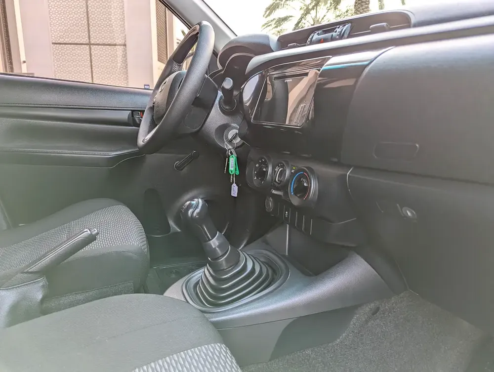 Toyota Hilux Double Cab 4X2 GCC Premium Condition Clean Inside Out With Low KM - Image 6