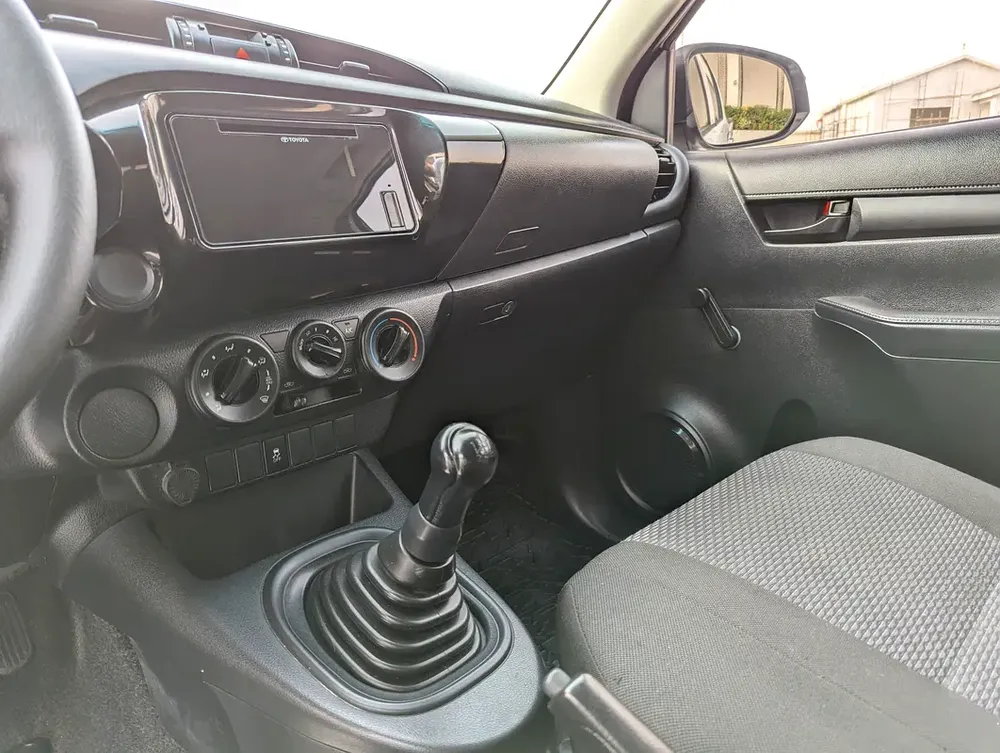 Toyota Hilux Double Cab 4X2 GCC Premium Condition Clean Inside Out With Low KM - Image 9