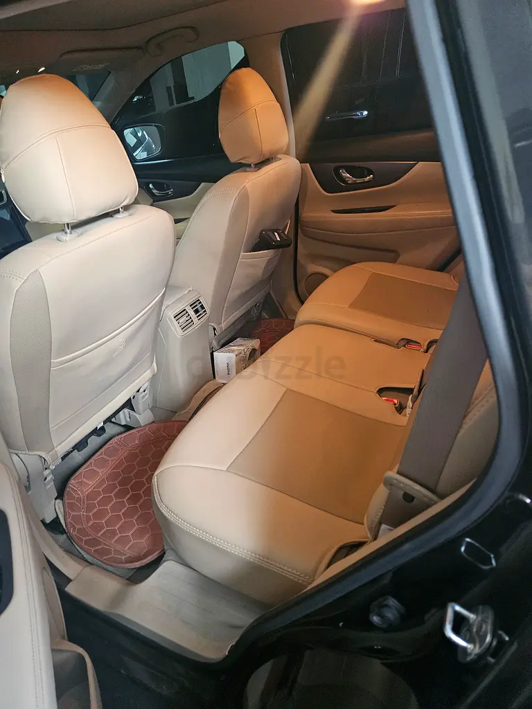 Nissan X-Trail 2016 – Good Condition | Sunroof Well-maintained for sale. - Image 5