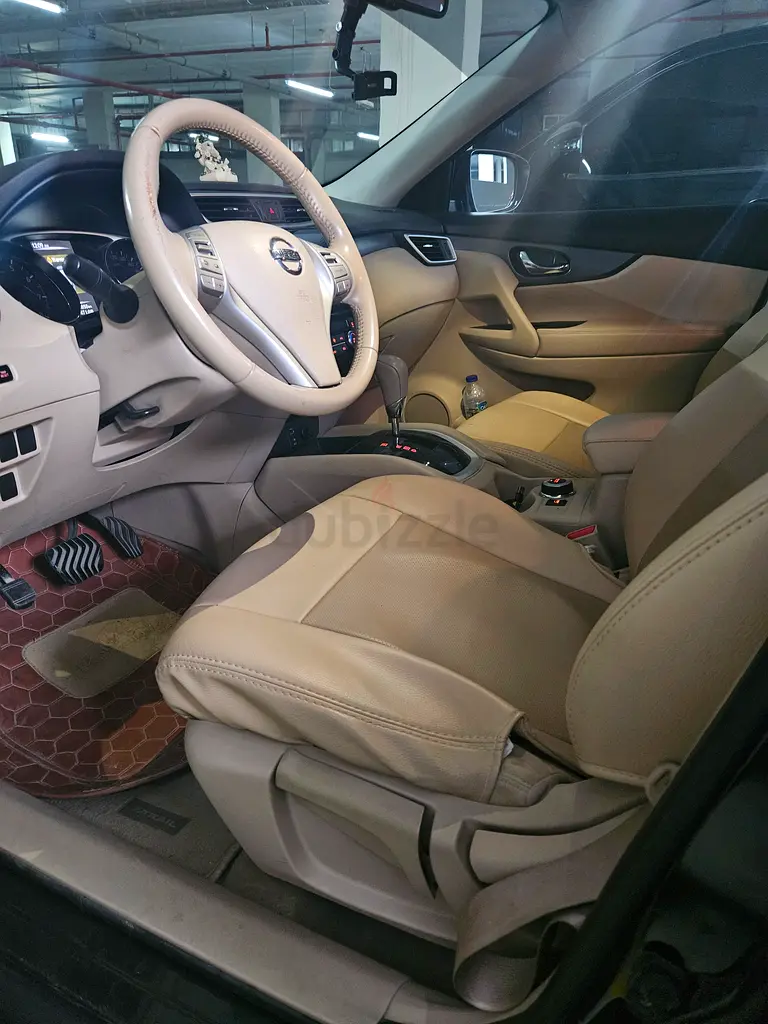Nissan X-Trail 2016 – Good Condition | Sunroof Well-maintained for sale. - Image 6