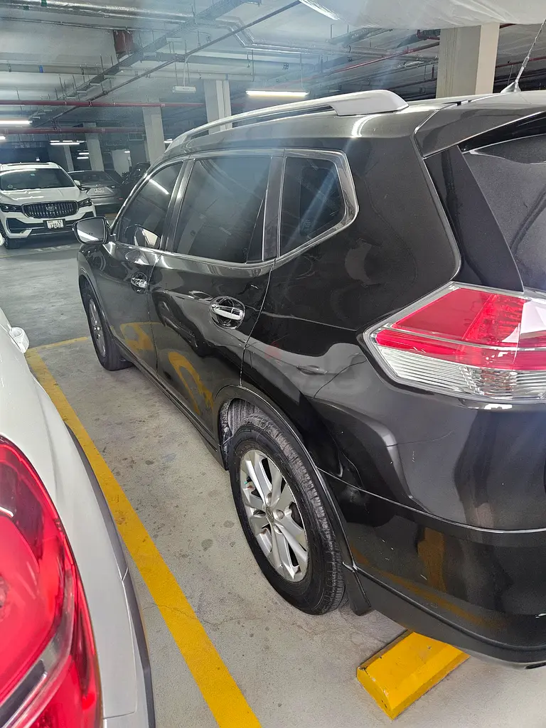 Nissan X-Trail 2016 – Good Condition | Sunroof Well-maintained for sale. - Image 9
