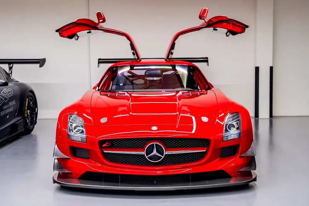 2011 Mercedes-Benz SLS GT3 AMG Race Spec Collector Car 1 of 1 - Image 9
