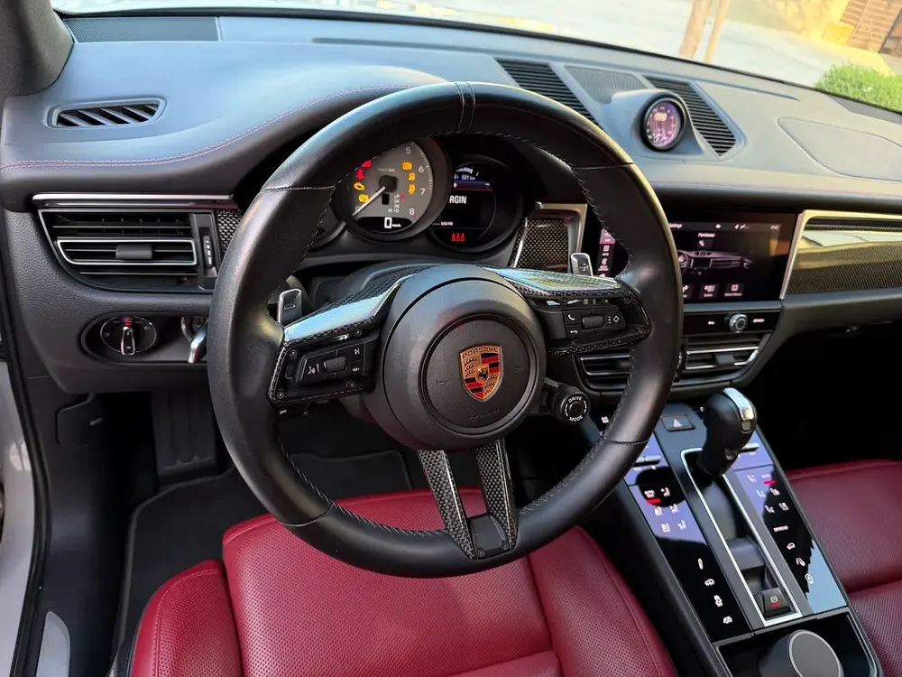 Full options | Porsche Approved Warranty until 11/2026 | Low km - Image 17