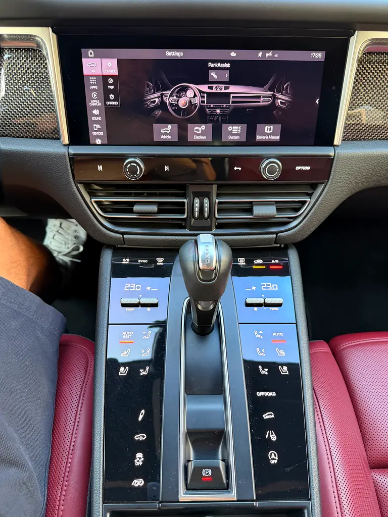 Full options | Porsche Approved Warranty until 11/2026 | Low km - Image 9