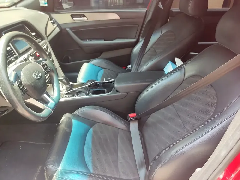 2019 Hyundai Sonata Sport - American Specs - Excellent Condition - Image 6