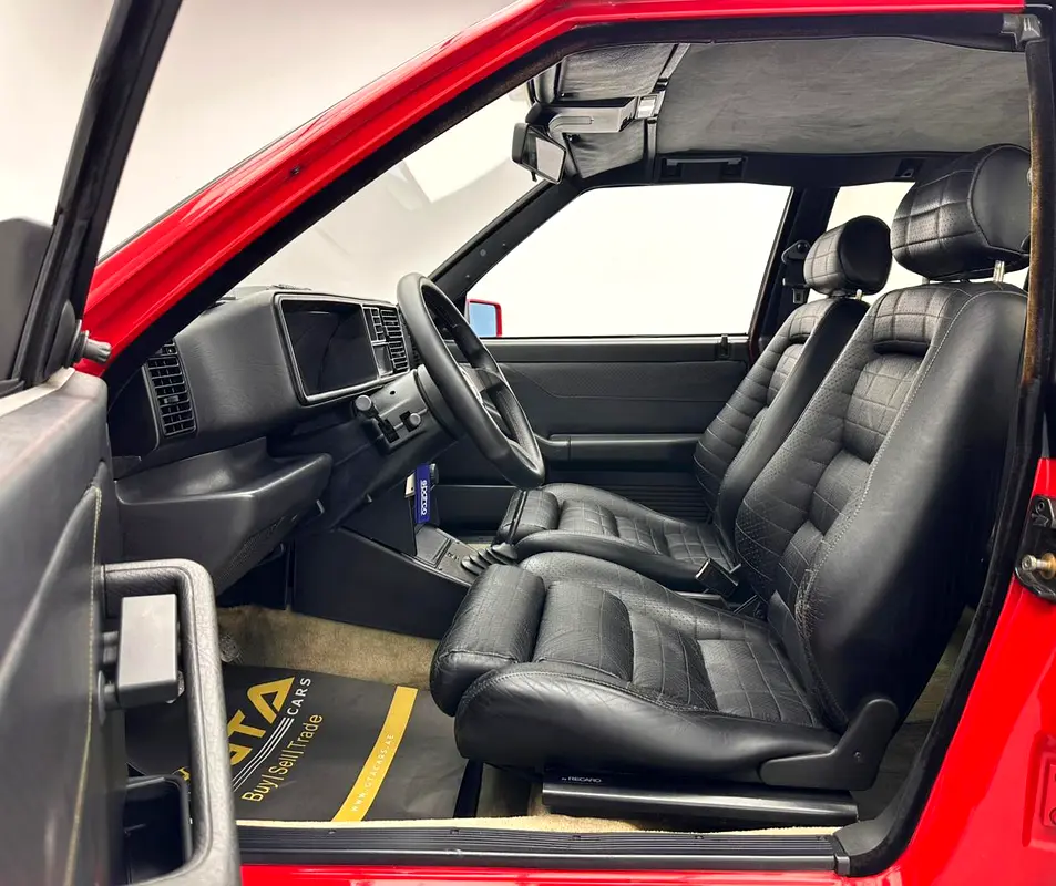 1992 Lancia Delta HF Integrale Evo I - The Ultimate Rally Icon - Image 16