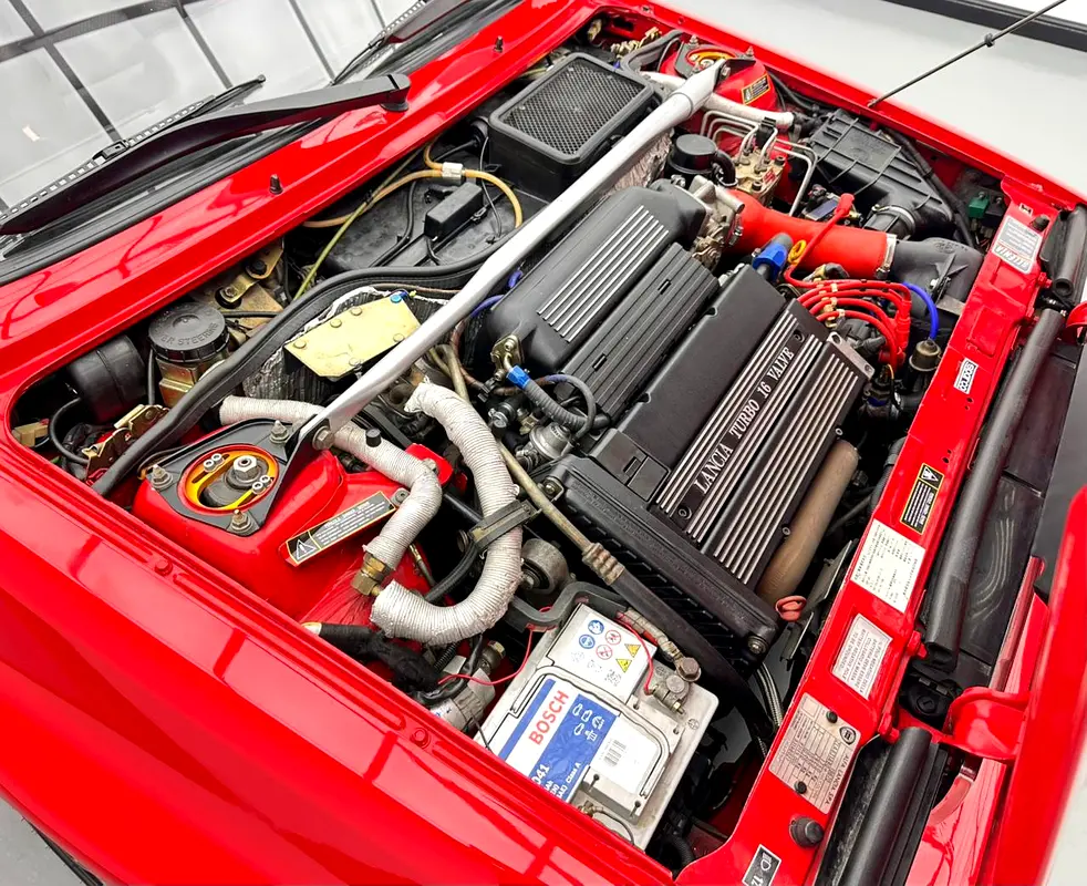 1992 Lancia Delta HF Integrale Evo I - The Ultimate Rally Icon - Image 8