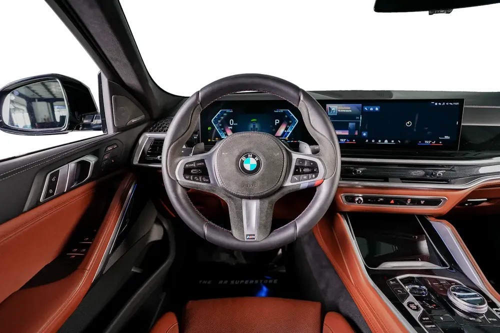 BMW X6 XDrive40i-M sport-fully loaded-well maintained-full service in BMW-Head up Display - Image 15