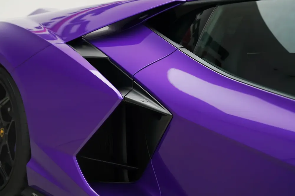 2025 LAMBORGHINI REVUELTO - Image 15
