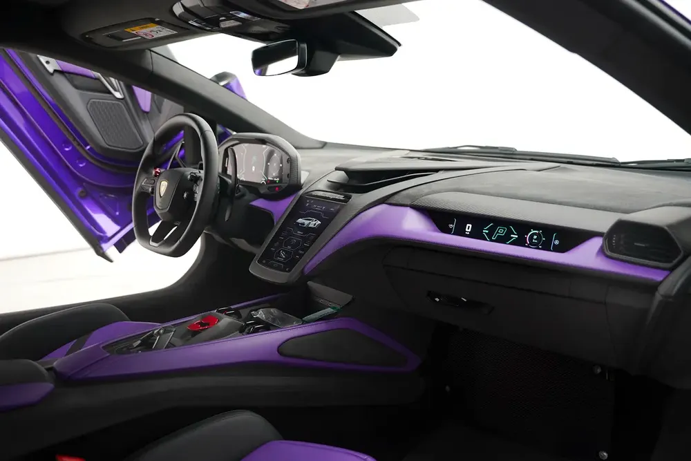 2025 LAMBORGHINI REVUELTO - Image 6